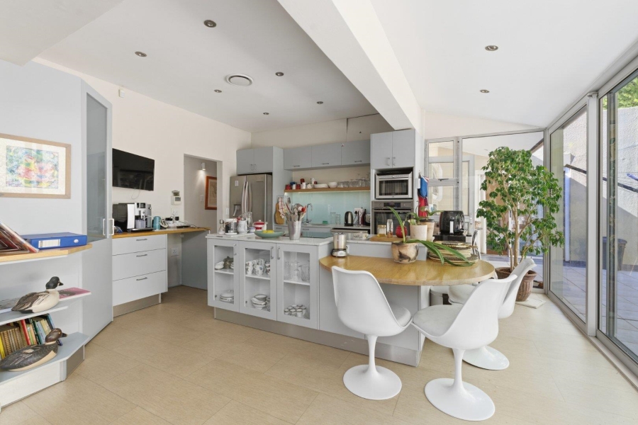 4 Bedroom Property for Sale in Camps Bay Western Cape